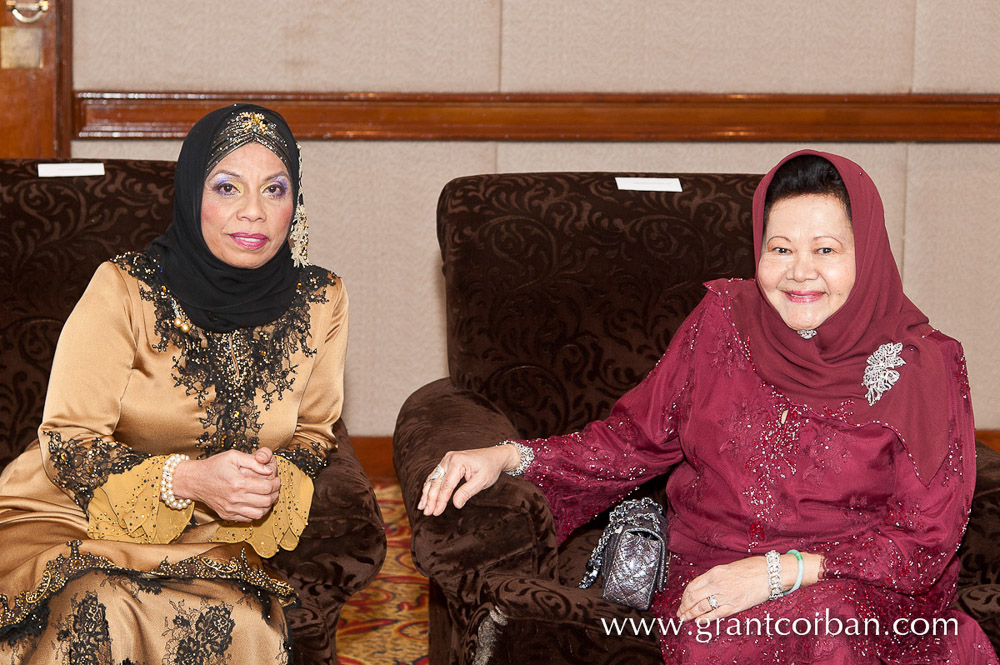 Malay wedding at the Shangrila hotel kuala Lumpur with royalty