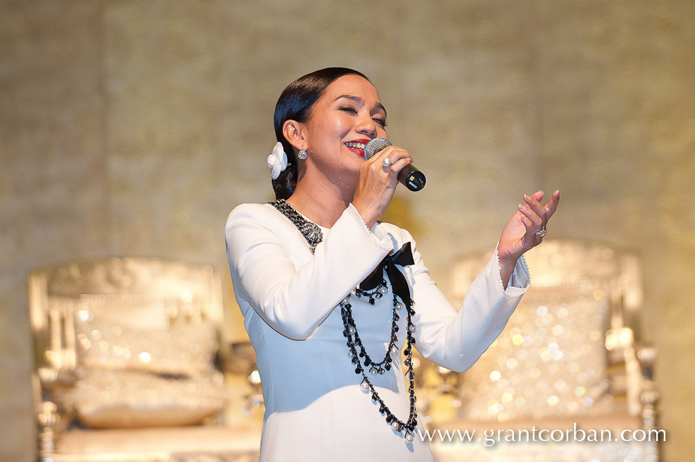 Malay wedding at the Shangrila hotel kuala Lumpur with royalty