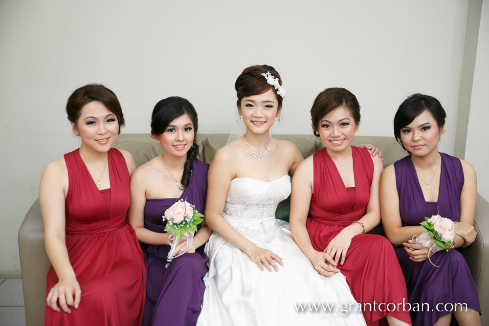 Pekanbaru: The bride and her beautiful bridesmaids