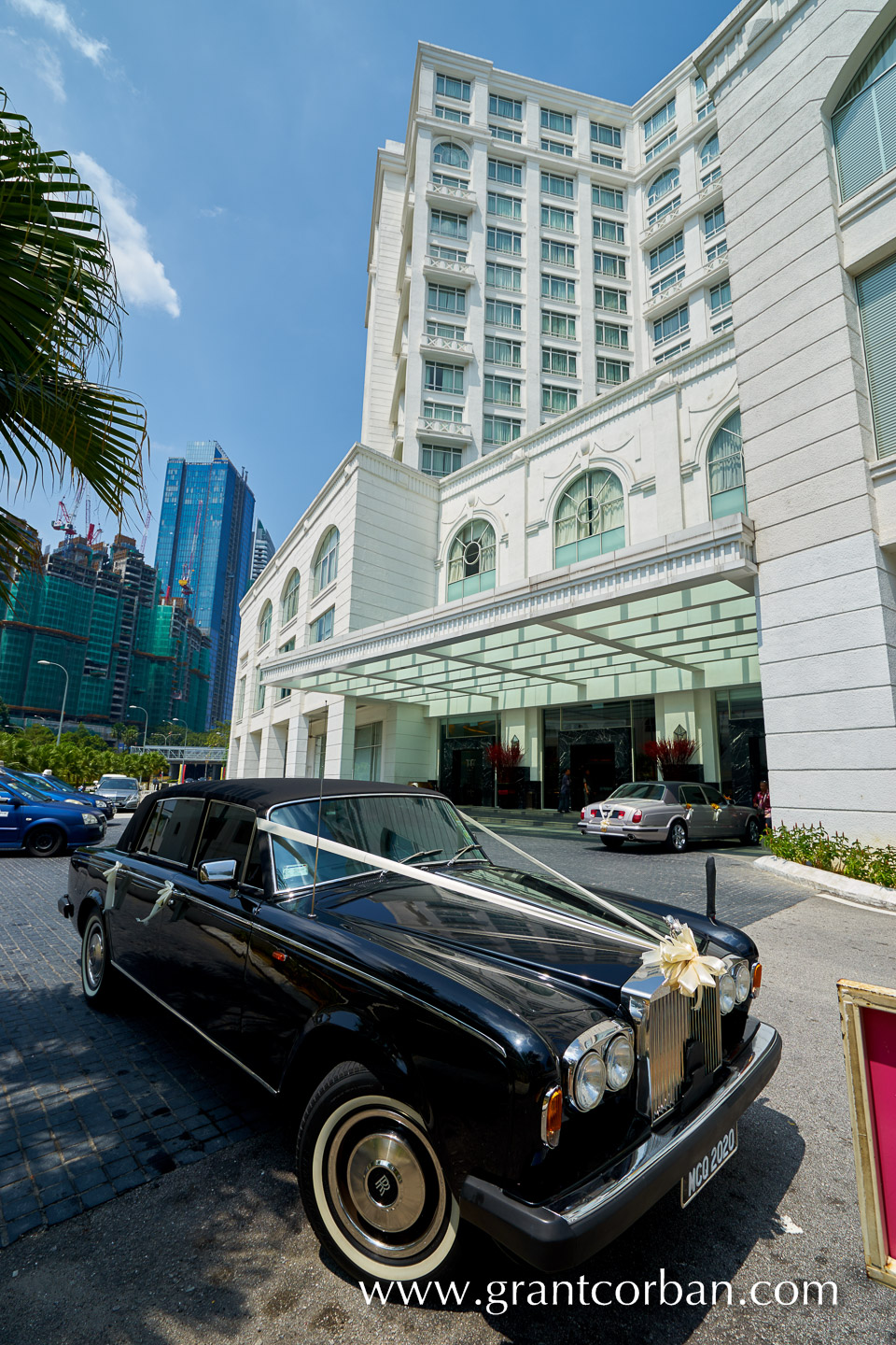 rolls royce outside Wedding at the Majestic Hotel Kuala Lumpur