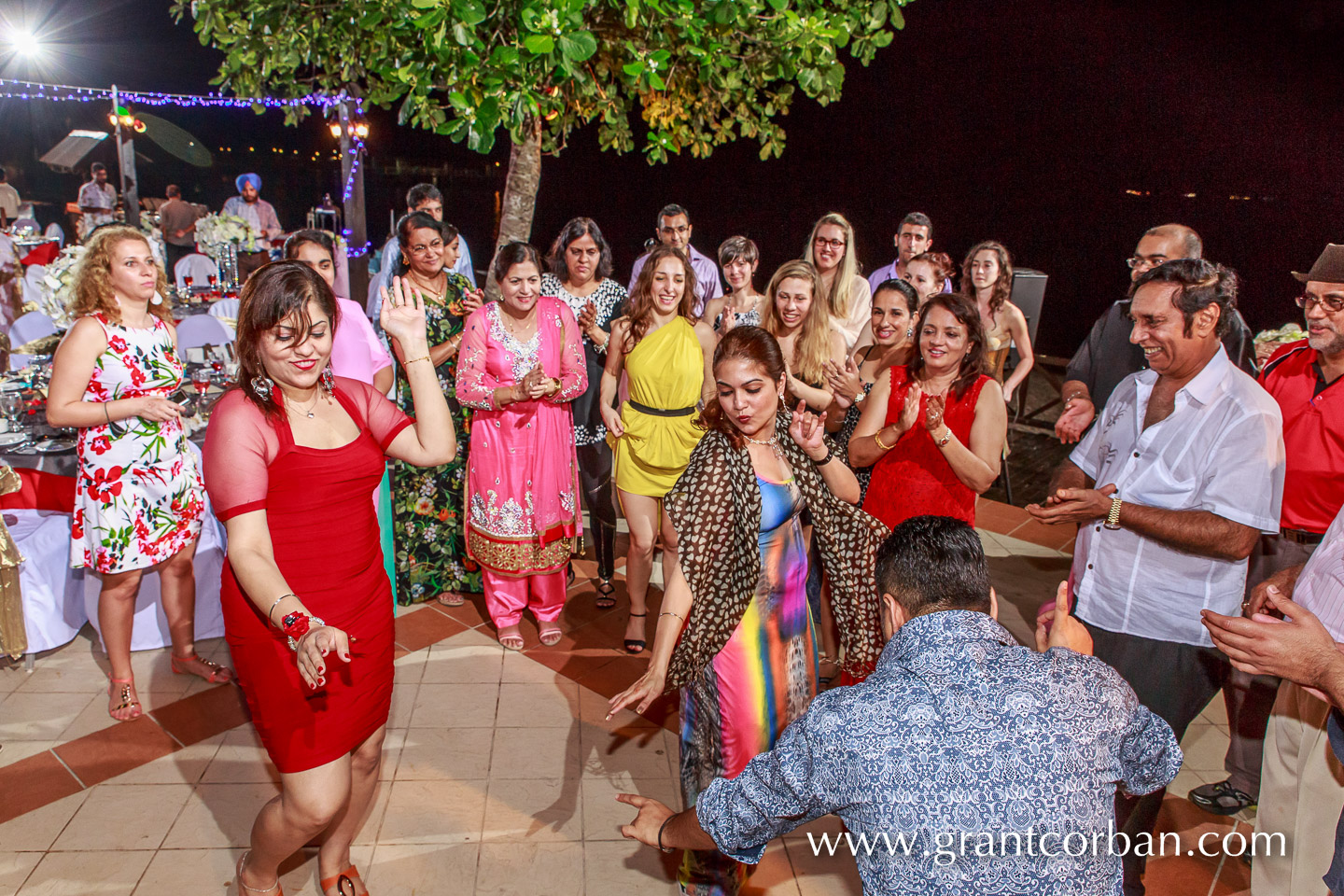 punjabi bhangra dance at wedding perhentian island resort malaysia