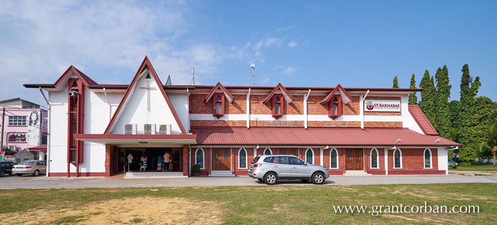 Wedding at Saint Barnabas Church in Klang