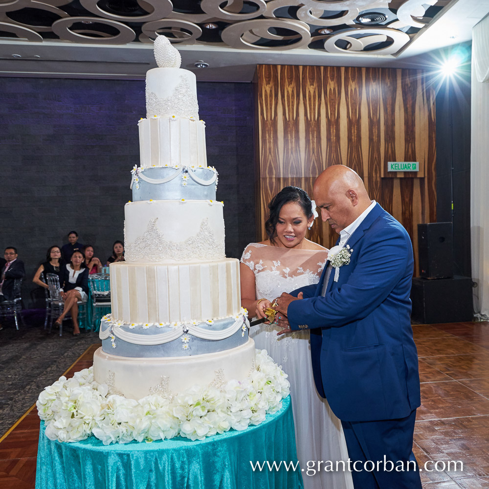 wedding cake at kl hilton sentral