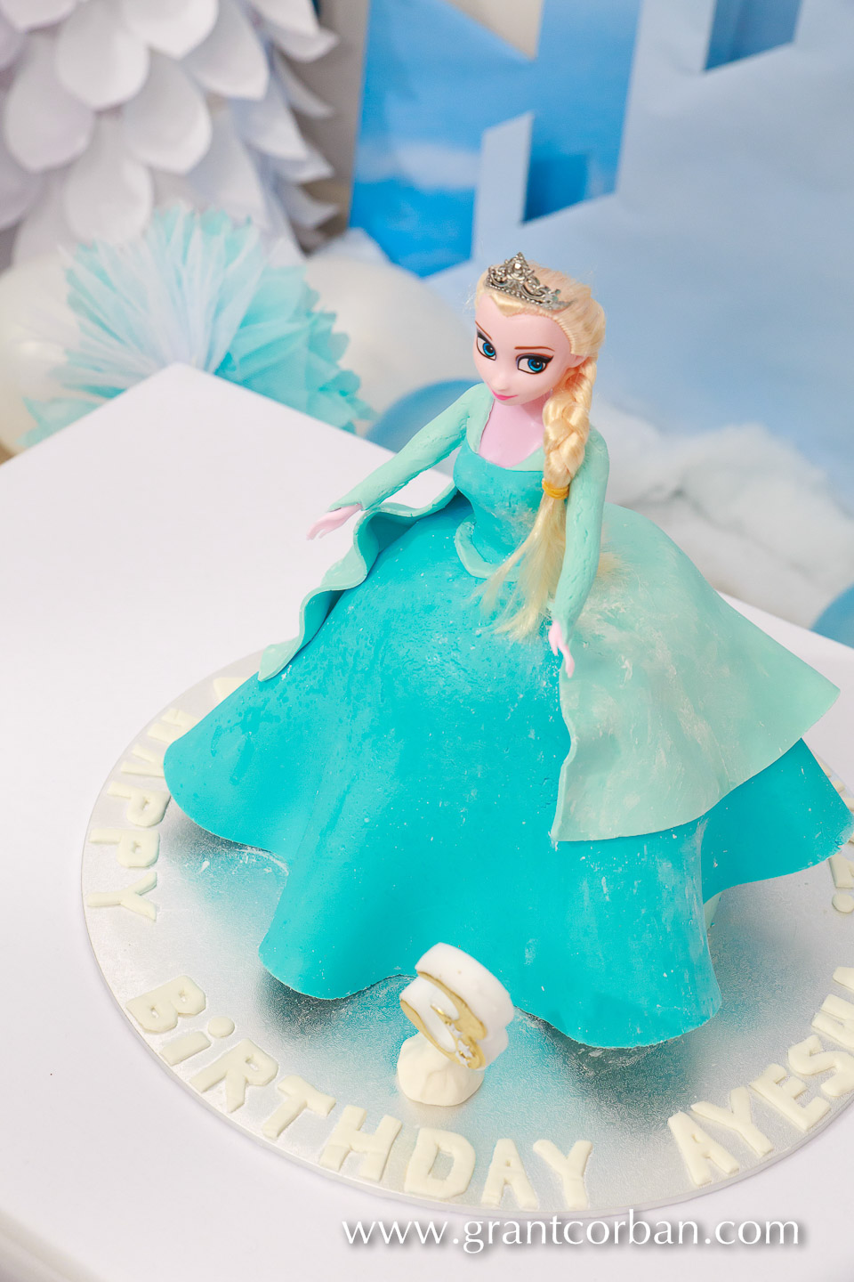 Princess Elsa Birthday Cake