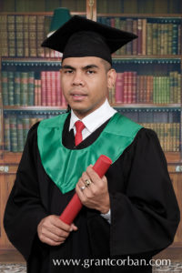 studio-graduation-photography